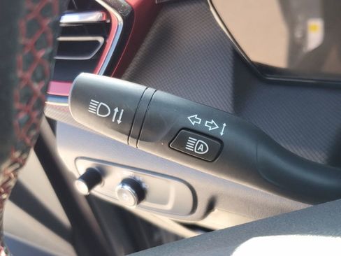 Used 2025 Chevrolet TrailBlazer RS w/ Convenience Package FWD image 30