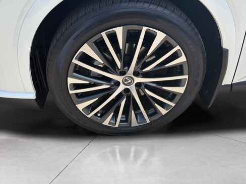 Used 2023 Lexus RX 350 Premium Plus w/ Accessory Package (Z1) AWD/4WD image 9