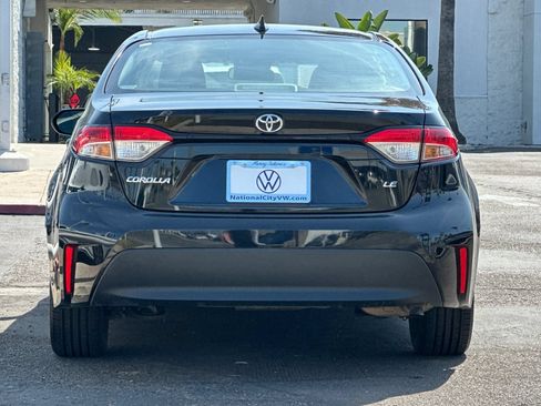 Used 2023 Toyota Corolla LE FWD image 5