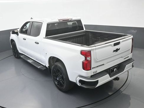 Used 2022 Chevrolet Silverado 1500 Custom w/ LPO, Blackout Package image 40
