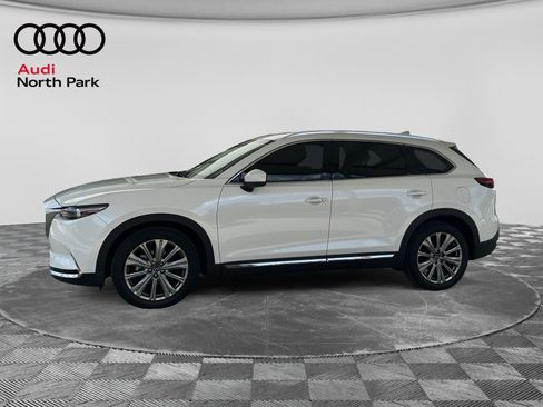 Used 2023 MAZDA CX-9 Signature AWD/4WD image 2
