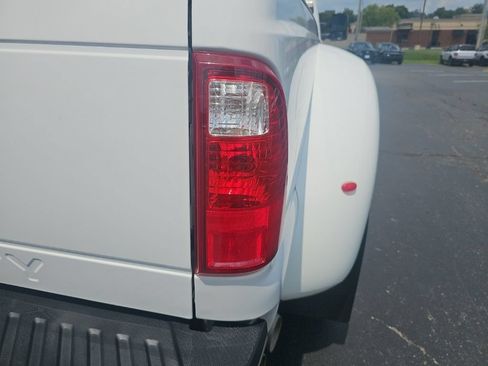 Used 2016 Ford F350 XLT w/ XLT Value Package AWD/4WD image 6