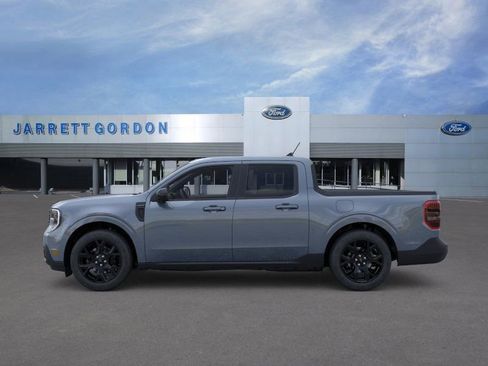 New 2025 Ford Maverick Lariat w/ Black Appearance Package image 3