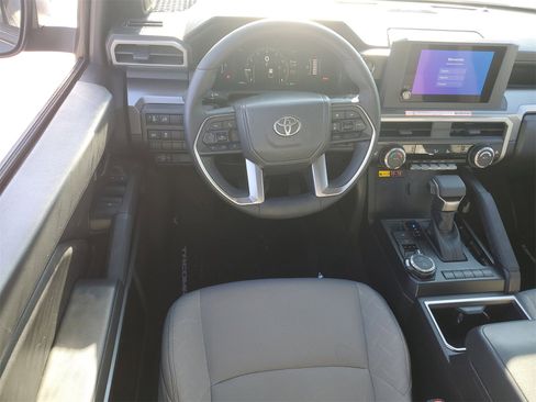 Certified 2025 Toyota Tacoma SR5 image 9