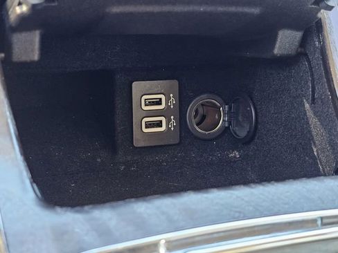 Used 2019 Lincoln Continental Reserve image 22