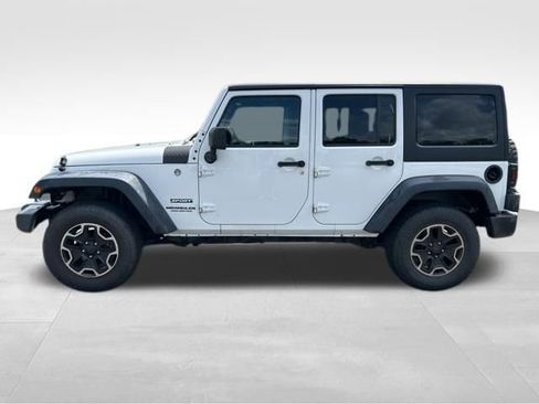Used 2017 Jeep Wrangler Unlimited Sport w/ Quick Order Package 24S AWD/4WD image 2