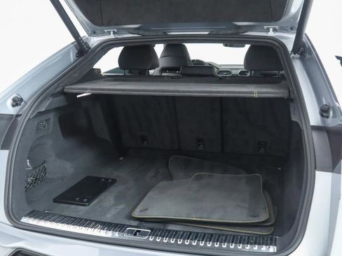 Used 2023 Lamborghini Urus S image 19