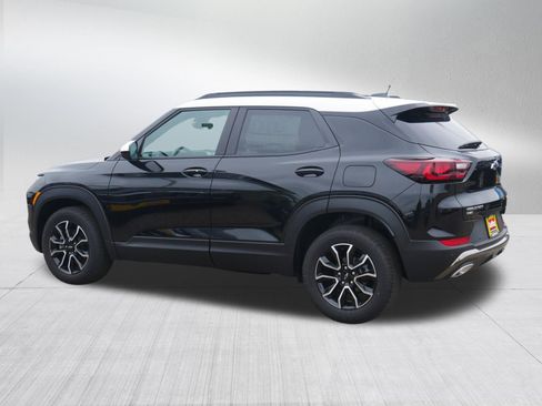 New 2026 Chevrolet TrailBlazer ACTIV w/ Convenience Package AWD/4WD image 2