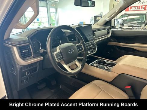 Used 2023 Ford Expedition XLT AWD/4WD image 26