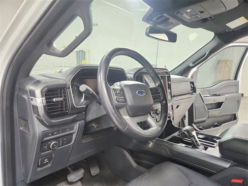 Used 2022 Ford F150 XLT w/ Equipment Group 302A High image 18