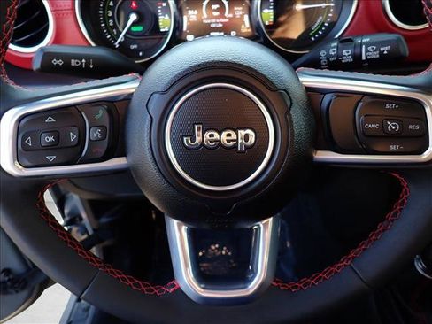 Used 2023 Jeep Wrangler Unlimited Rubicon 4xe AWD/4WD image 14