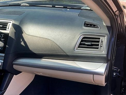 Used 2018 Subaru Legacy 2.5i w/ Alloy Wheel Package image 16