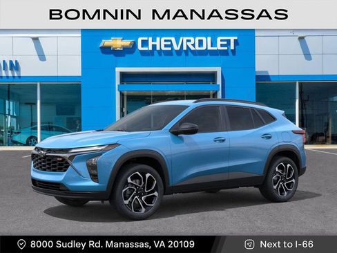 New 2026 Chevrolet Trax RS image 2