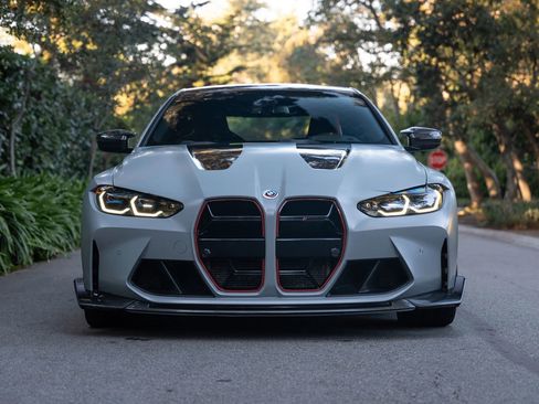 Used 2023 BMW M4 CSL image 3