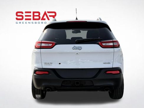 Used 2014 Jeep Cherokee Latitude w/ Comfort/Convenience Group AWD/4WD image 9
