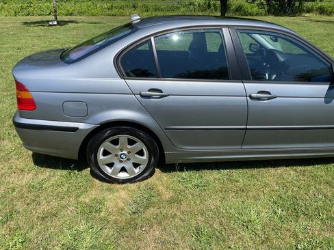 Used 2005 BMW 325xi Sedan AWD/4WD image 26