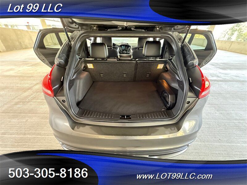 Used 2017 Ford Focus ST w/ Equipment Group 401A FWD image 51