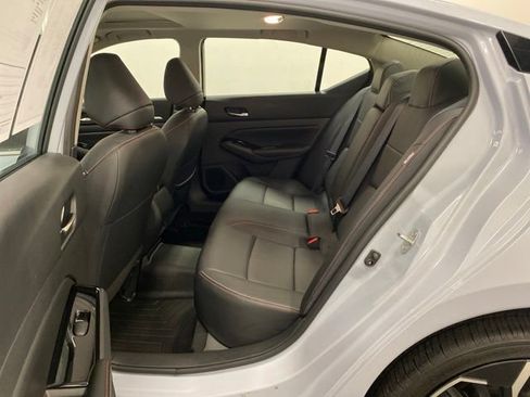 Used 2024 Nissan Altima 2.5 SR w/ SR Premium Package AWD/4WD image 22