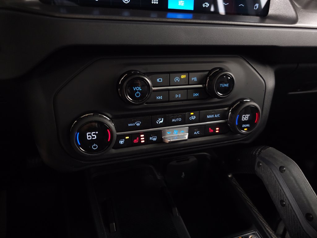 Used 2025 Ford Bronco Raptor AWD/4WD image 32