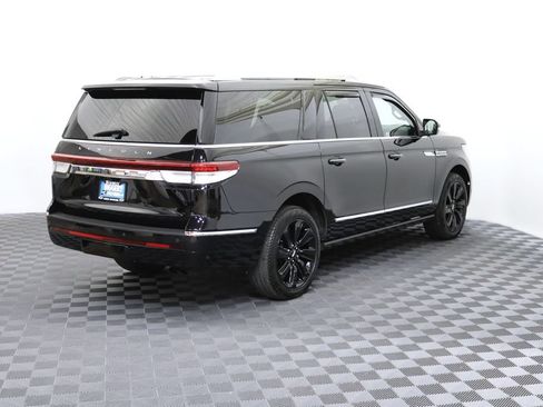 Used 2024 Lincoln Navigator L Reserve AWD/4WD image 13