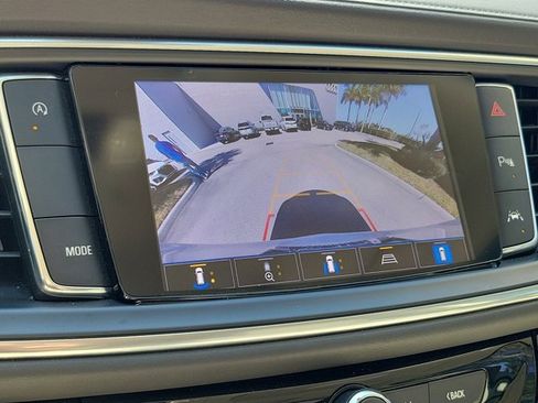 Used 2023 Buick Enclave Avenir w/ Avenir Technology Package image 31