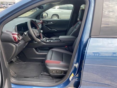 New 2026 Chevrolet Equinox RS w/ Convenience Package III FWD image 9
