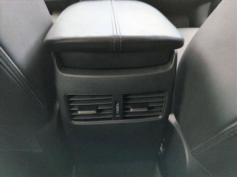 Used 2025 MAZDA CX-30 AWD 2.5 S w/ Preferred Package image 17