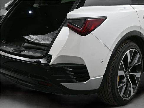 Certified 2024 Acura ZDX Type S image 13