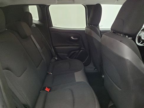 Used 2019 Jeep Renegade Altitude w/ Quick Order Package 22M image 19