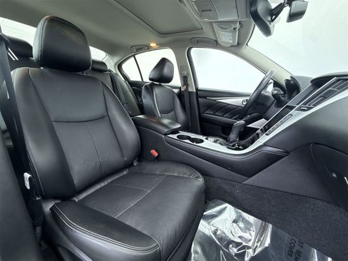 Used 2022 INFINITI Q50 Luxe w/ Cargo Package image 13