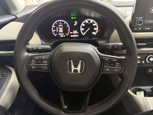 Used 2023 Honda HR-V LX image 15