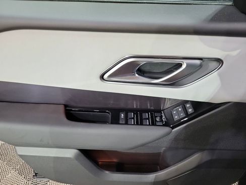 New 2026 Land Rover Range Rover Velar Dynamic SE image 14