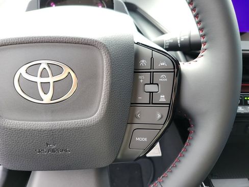 New 2026 Toyota Prius Plug-In Hybrid FWD image 15
