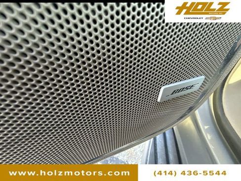 Certified 2018 Chevrolet Suburban LT w/ Luxury Package image 16