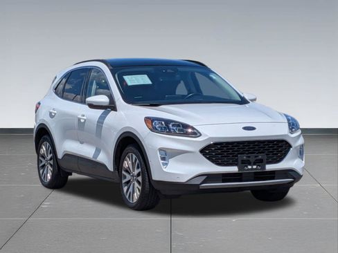 Used 2020 Ford Escape Titanium AWD/4WD image 7