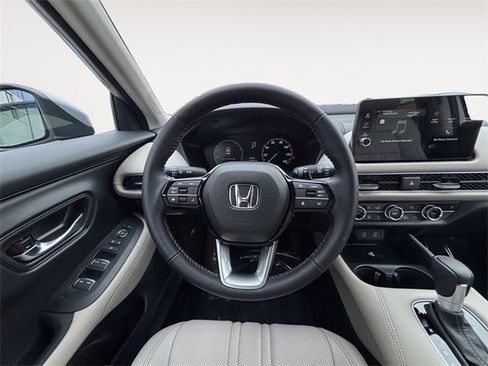 Certified 2026 Honda HR-V EX-L image 12