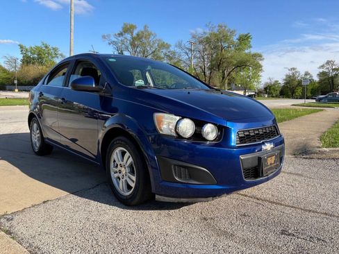 Used 2013 Chevrolet Sonic LT FWD image 4