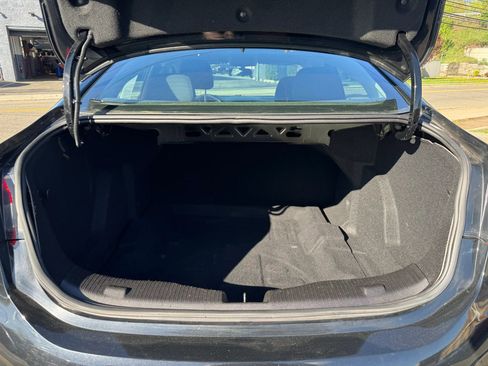 Used 2018 Chevrolet Cruze LS FWD image 22
