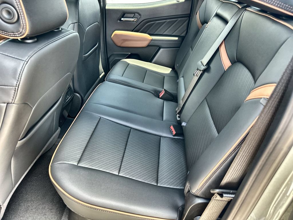 New 2026 GMC Canyon AT4 w/ Technology Plus Package AWD/4WD image 16