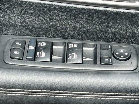 New 2026 Chrysler Pacifica Select image 19