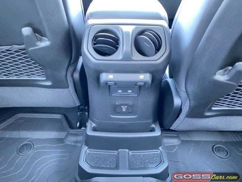 New 2026 Jeep Wrangler Unlimited Rubicon image 23