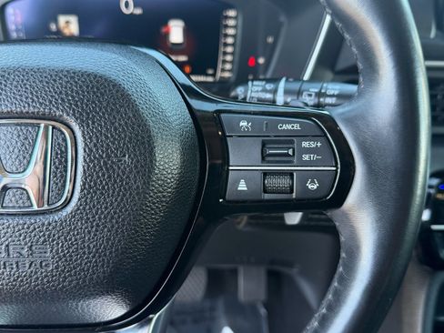 Certified 2023 Honda Pilot Elite image 37