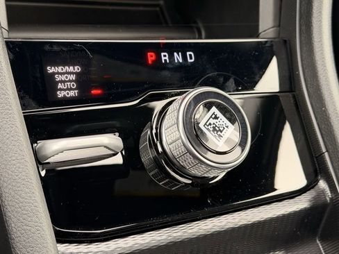 New 2025 Jeep Grand Cherokee L Limited image 32