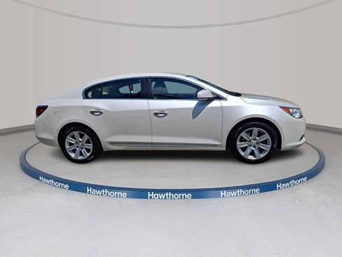 Used 2012 Buick LaCrosse Leather FWD image 7