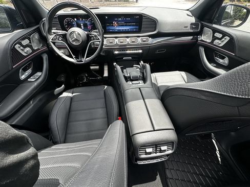 Certified 2025 Mercedes-Benz GLS 580 4MATIC image 27