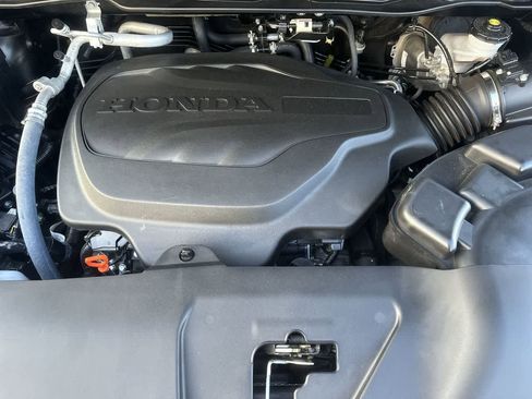 Used 2025 Honda Odyssey Sport-L image 12