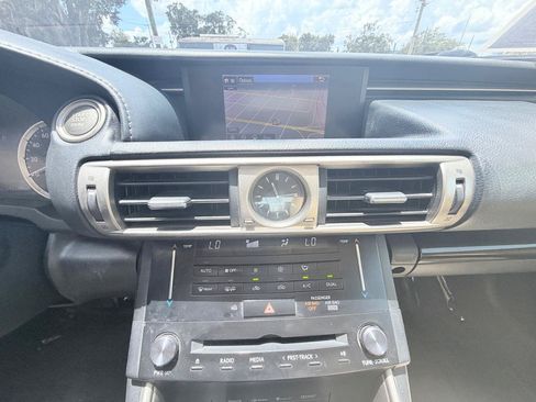 Used 2014 Lexus IS 350 w/ Navigation Package RWD image 18