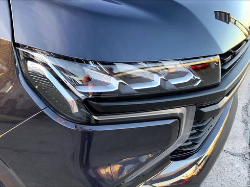 Used 2022 Chevrolet Tahoe LT w/ Luxury Package image 24