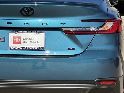 Certified 2025 Toyota Camry SE w/ Convenience Package image 6