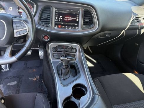 Used 2020 Dodge Challenger SRT Hellcat RWD image 16